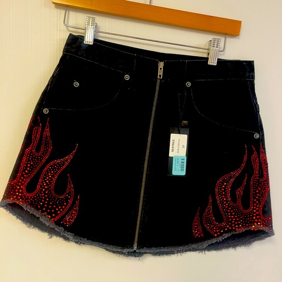 Carmar black denim Beatrice skirt with rhinestone flames Size 27 Goth, Grunge, - Picture 2 of 8